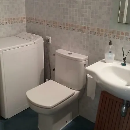 Apartment Sleeps 4 Pool T425152